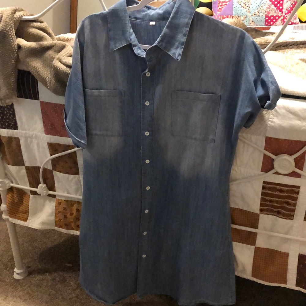 Women’s dress